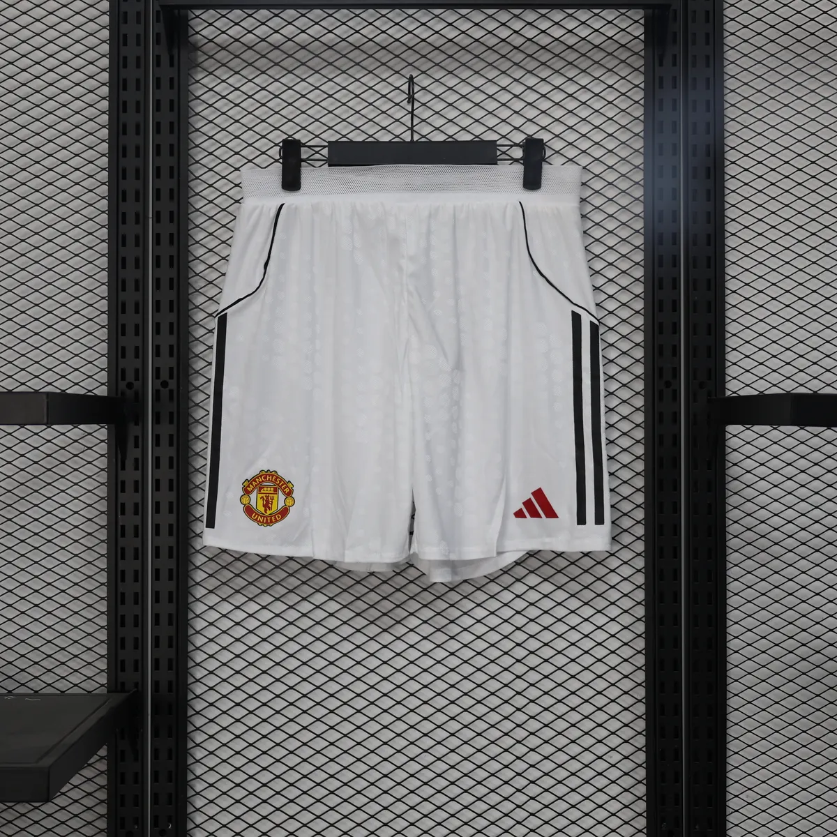 25-26 Manchester United Home Player Version Shorts AAAAJersey Supplier Yupoo 4
