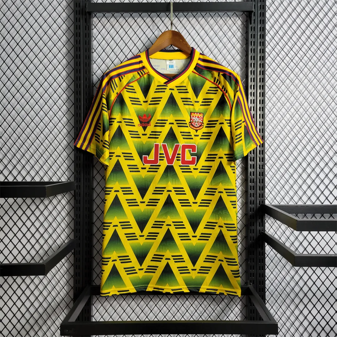 91-93 Arsenal away 9