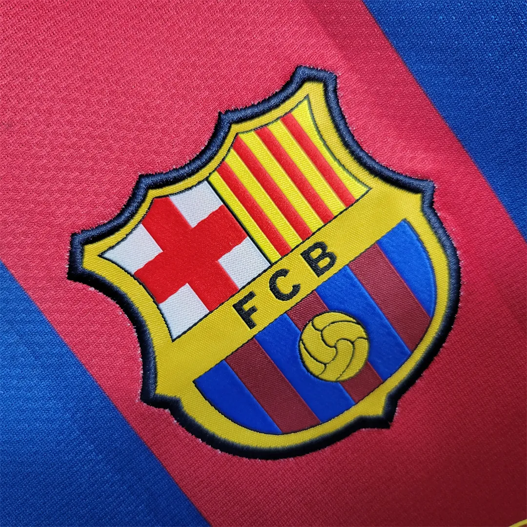 10-11 Barcelona home 8