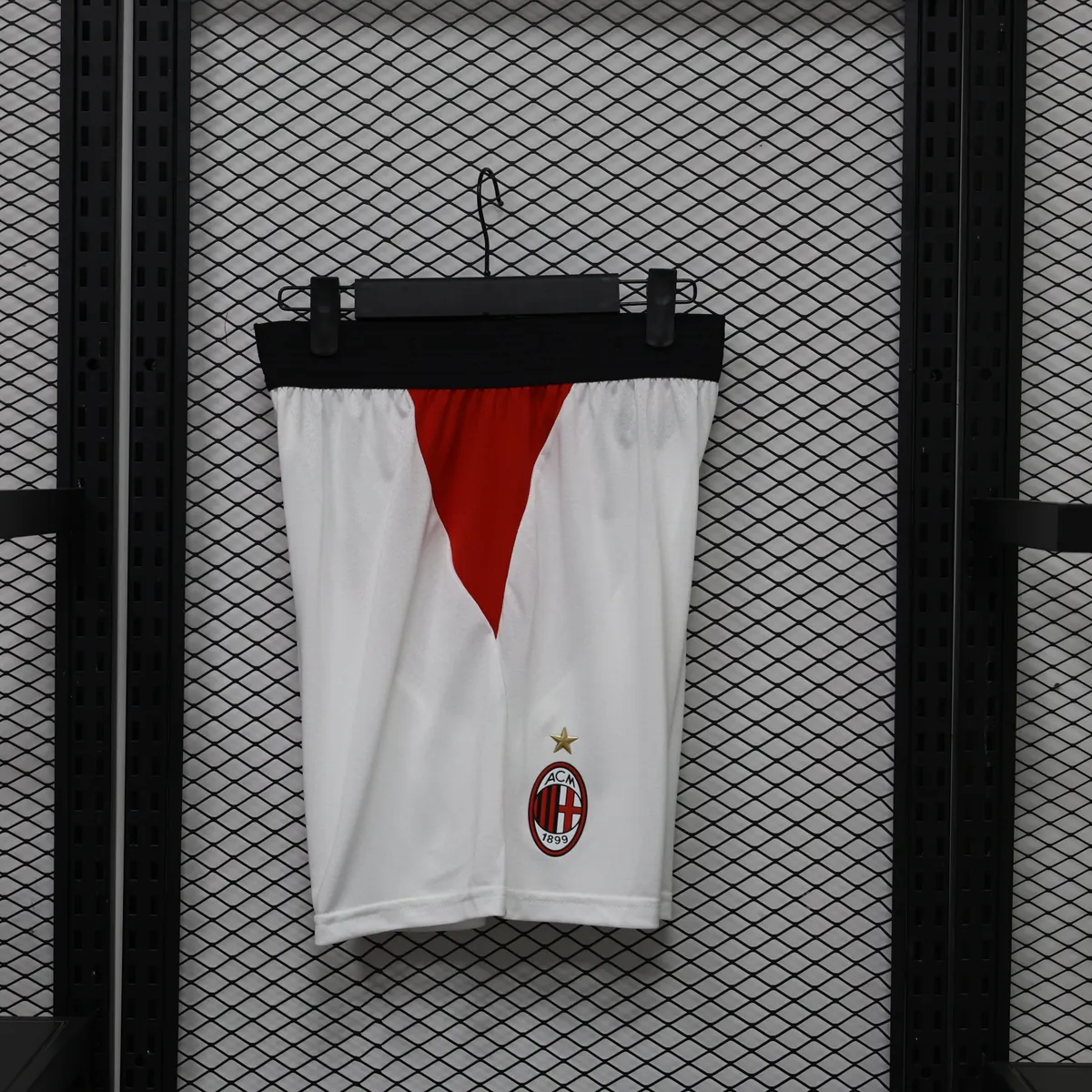 26-27 AC Milan Mens Home Player Version Football Shorts AAAAJersey Supply Yupoo 7 2