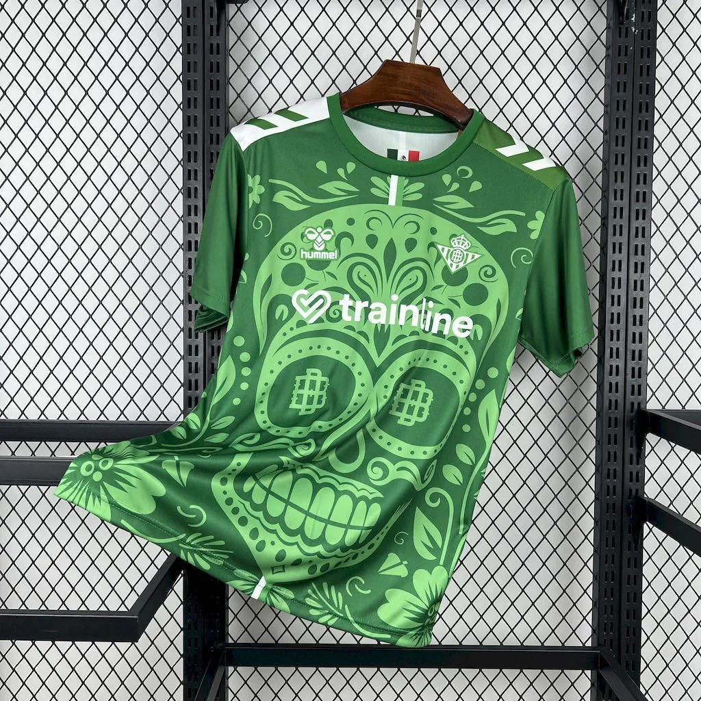 25-26 Real Betis Pre-Match Kit Football Pre-Match T-Shirt AAAAJersey Supply Yupoo 5
