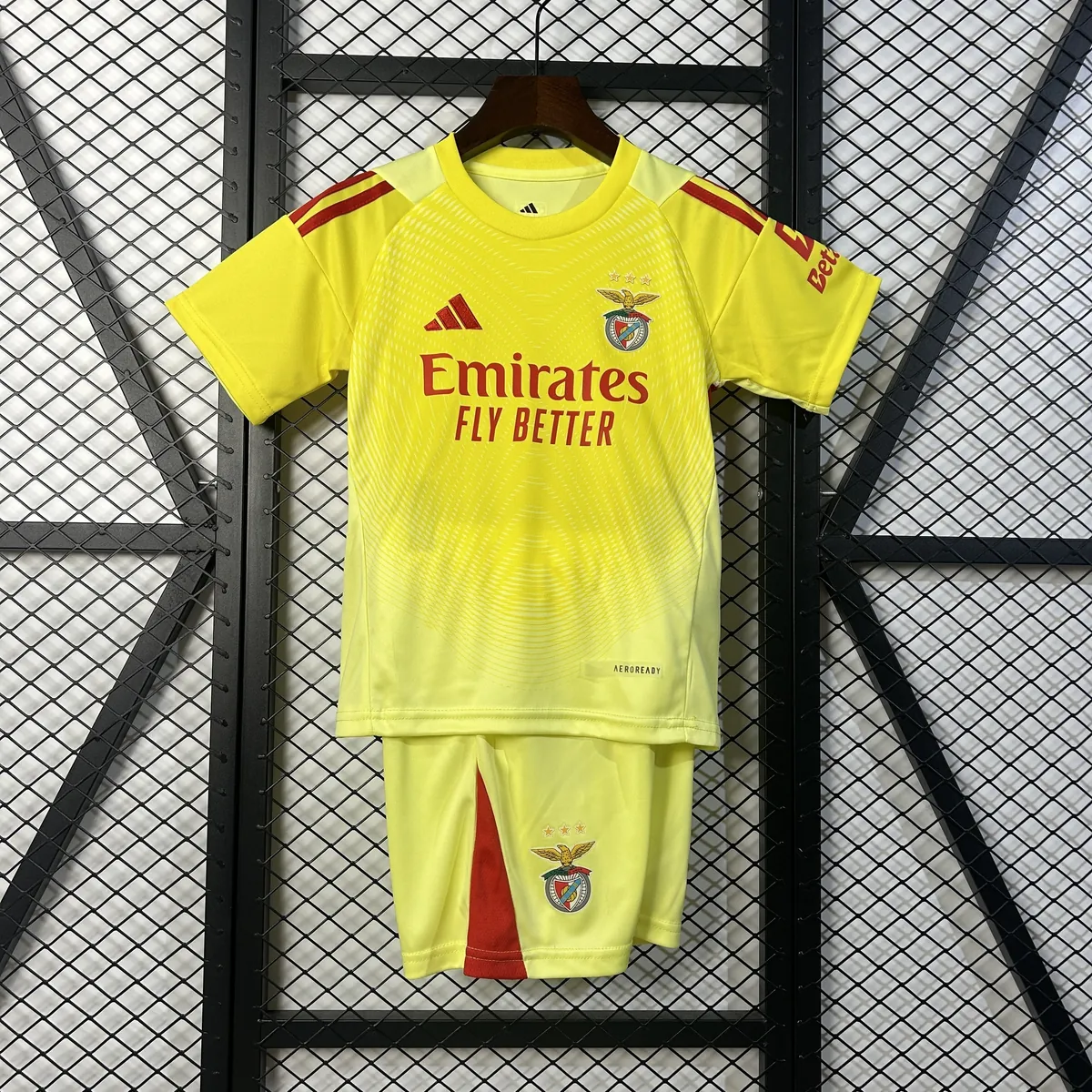 25-26 Benfica Yellow Goalkeeper Kid Kits Youth Apparels Sino AAAAJersey Supply Yupoo 7