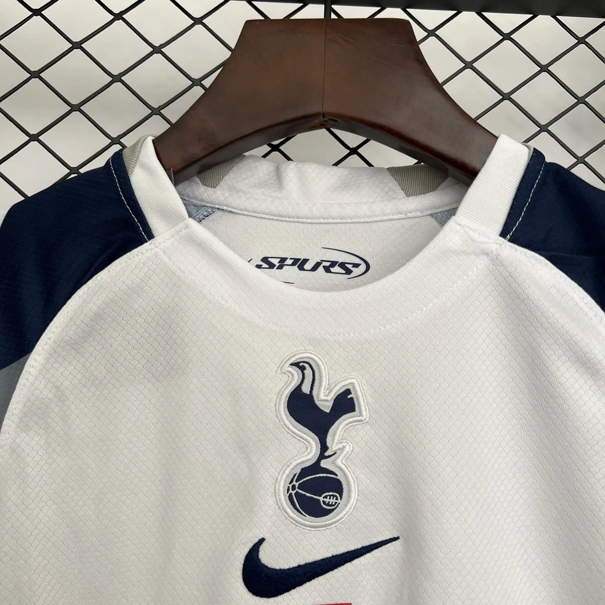 25-26 Tottenham Hotspur Home Kid Kits Youth Apparels Sino AAAAJersey Supply Yupoo 6