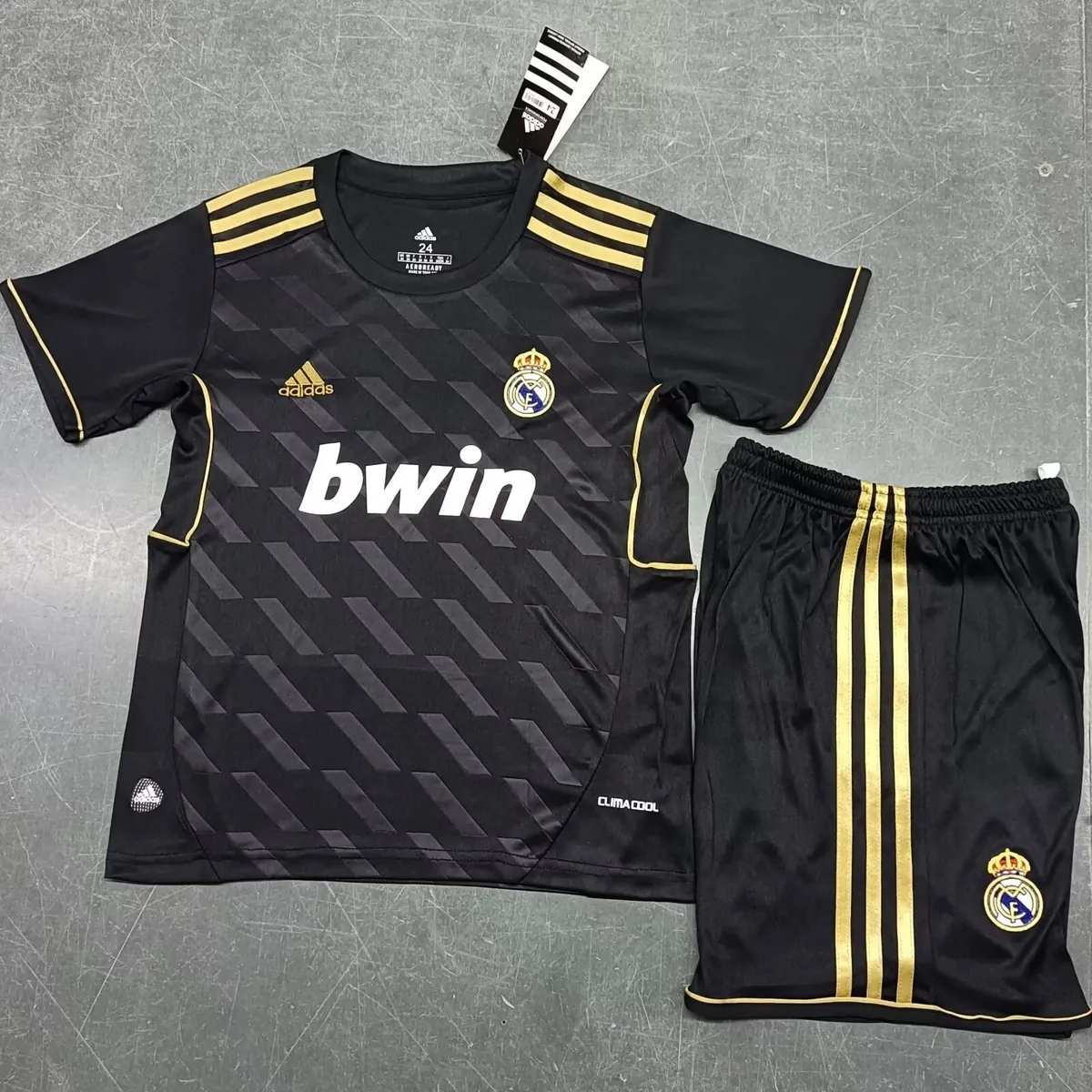 11-12 Real Madrid Away Retro Kids Kit Size-16-28 Football Jersey Yupoo 7