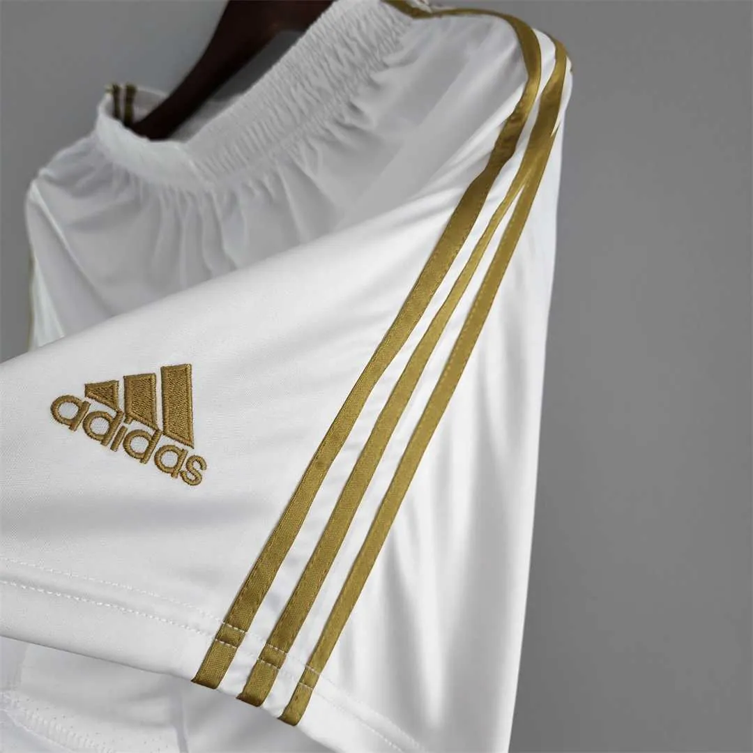 22-23 Bayern Munich Shorts away 3