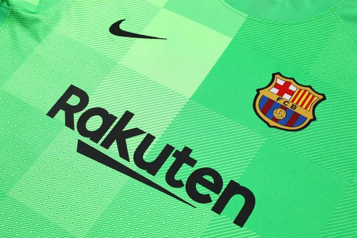 21-22 Barcelona green goalkeeper 13