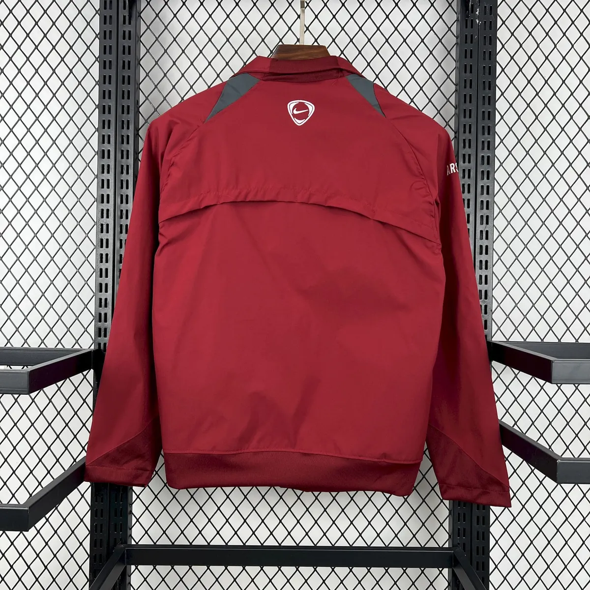 05-06 Arsenal Retro Red Windbreaker Jackets Yupoo 3
