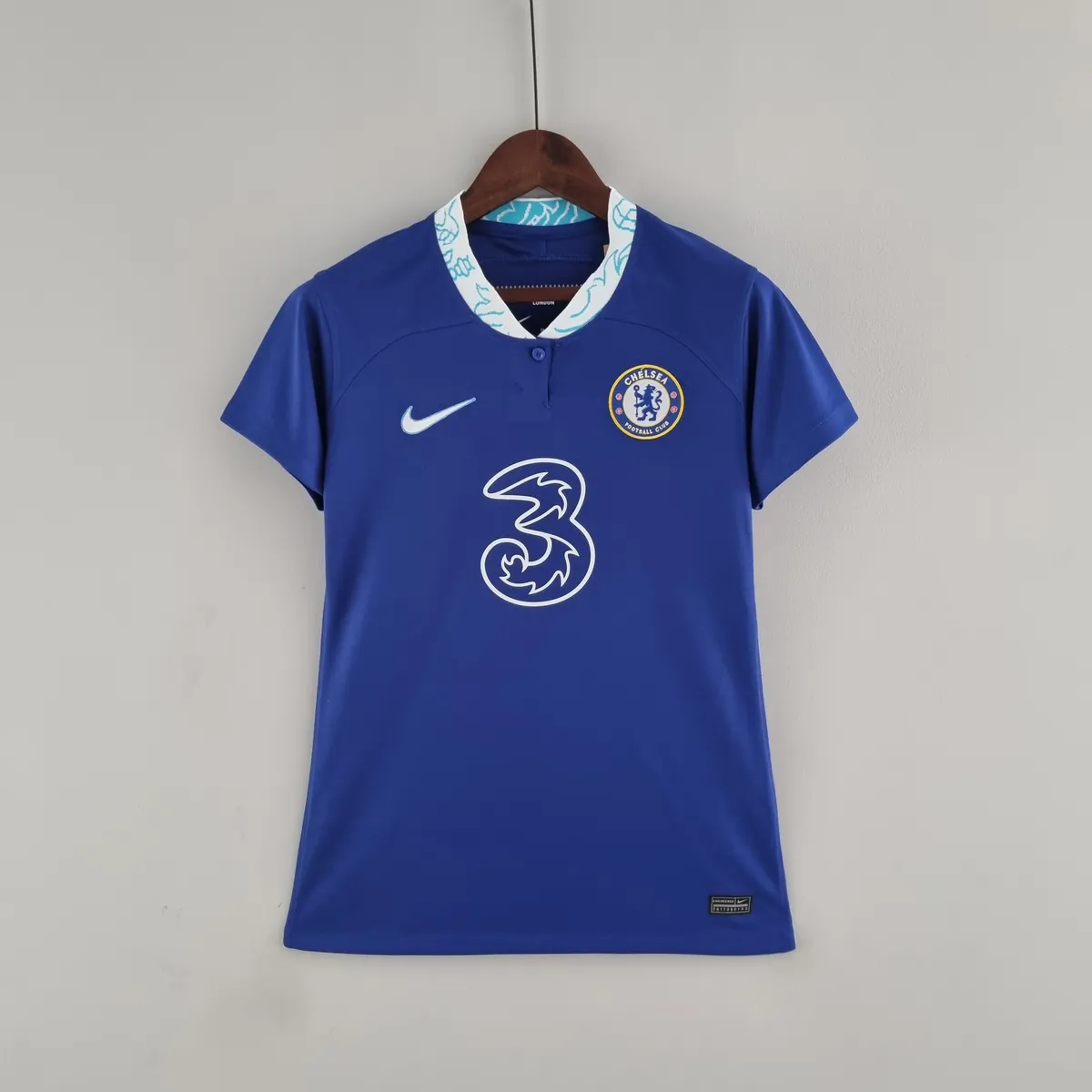 22-23 Chelsea home women 8