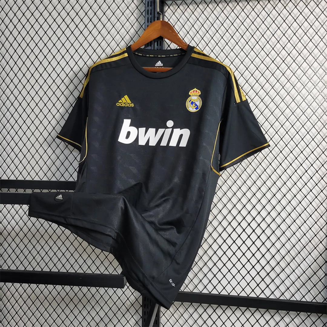 11-12 Real Madrid away black 1