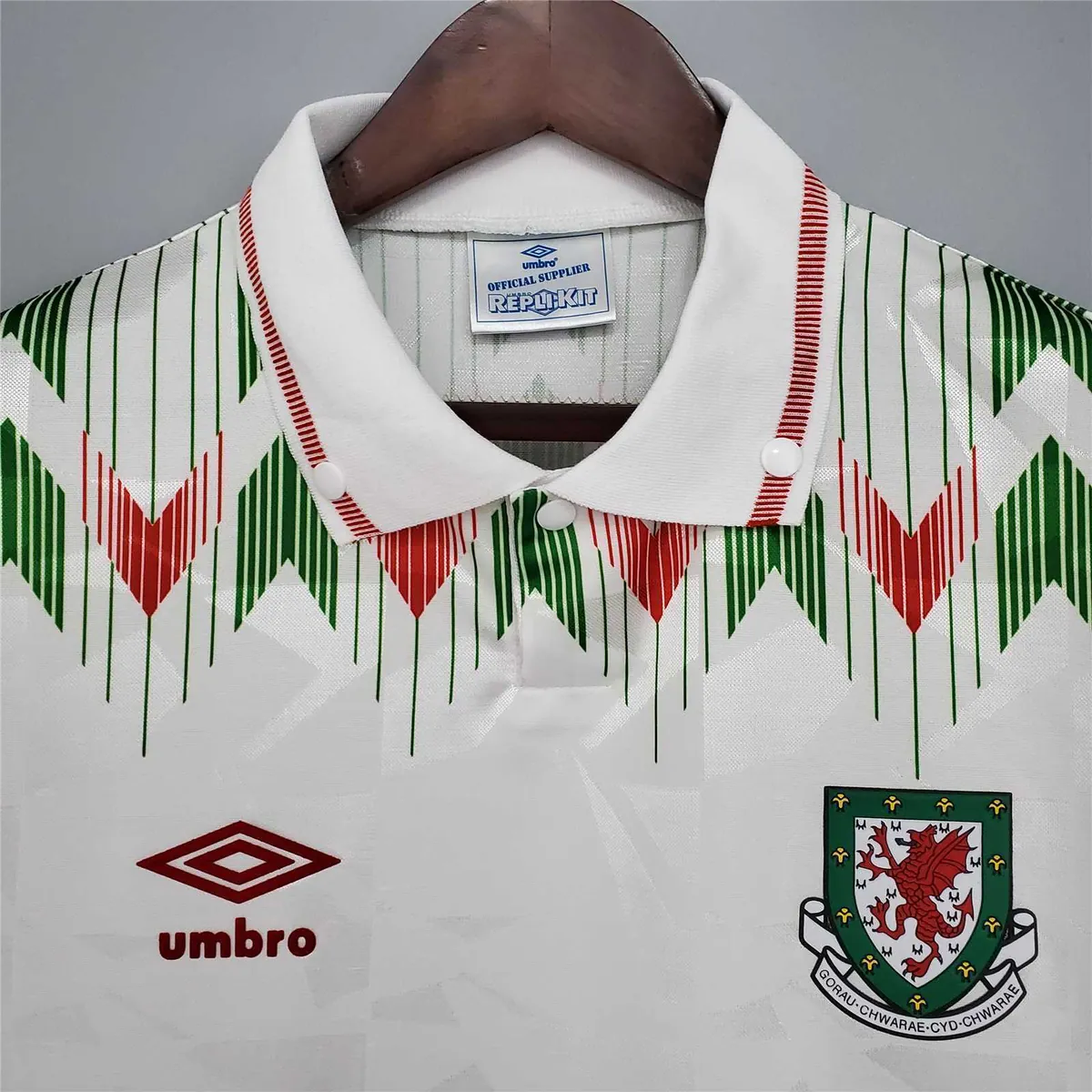 90-92 Wales away 1