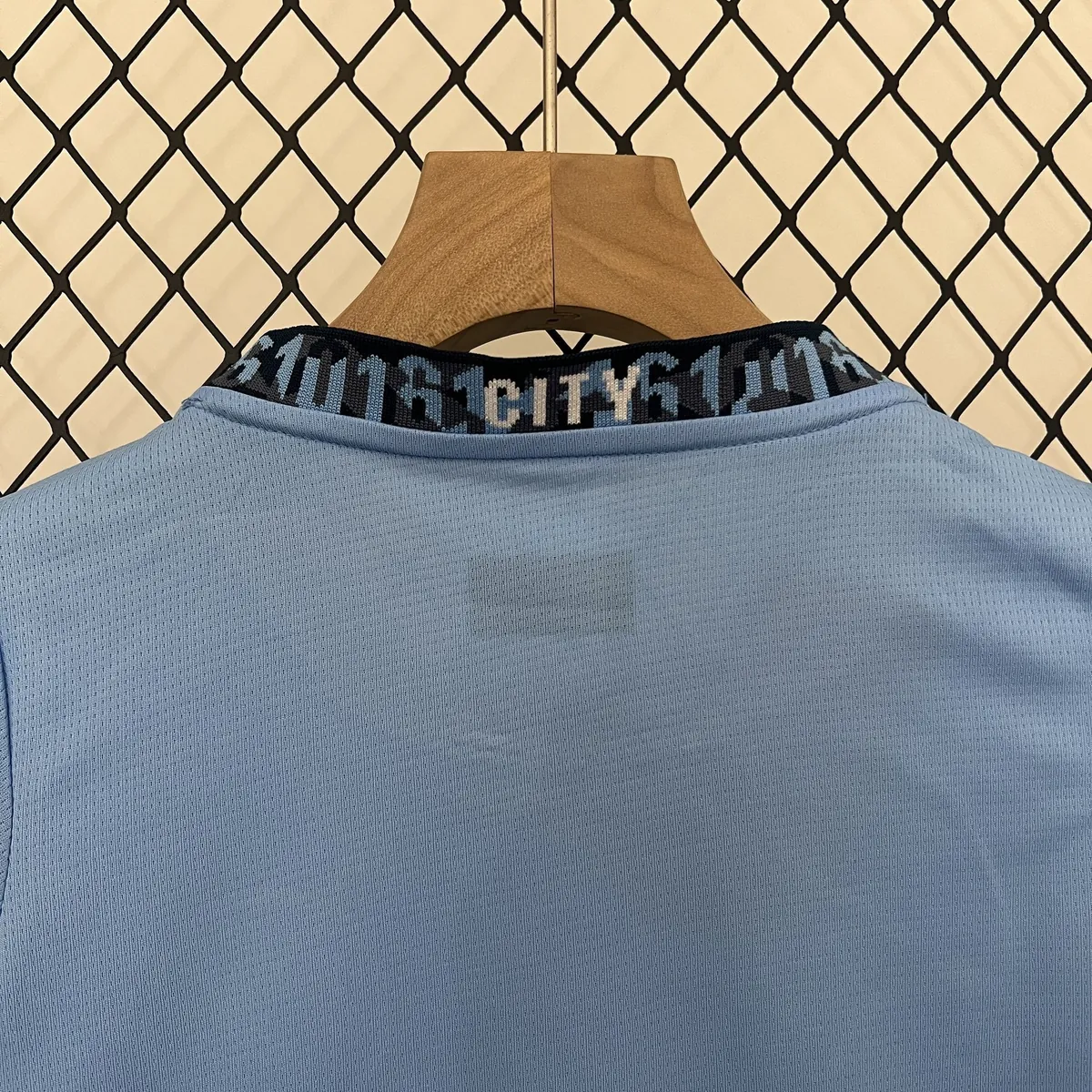 24-25 Manchester City Home Kid Kits Youth Apparels AAAAJersey Wholesale Yupoo 2