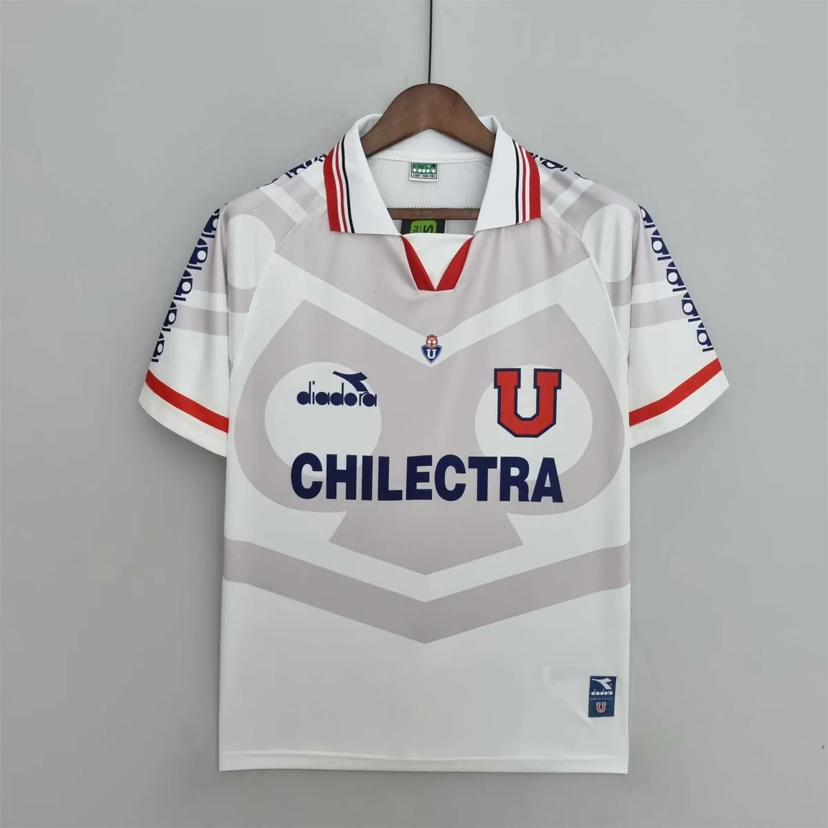 1996 University of Chile away 10