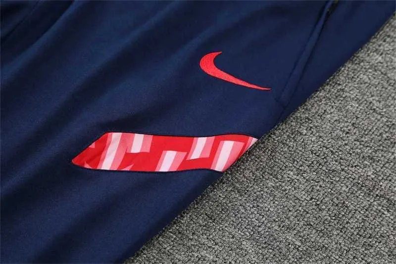 Atletico Madrid Polo red chest print 7