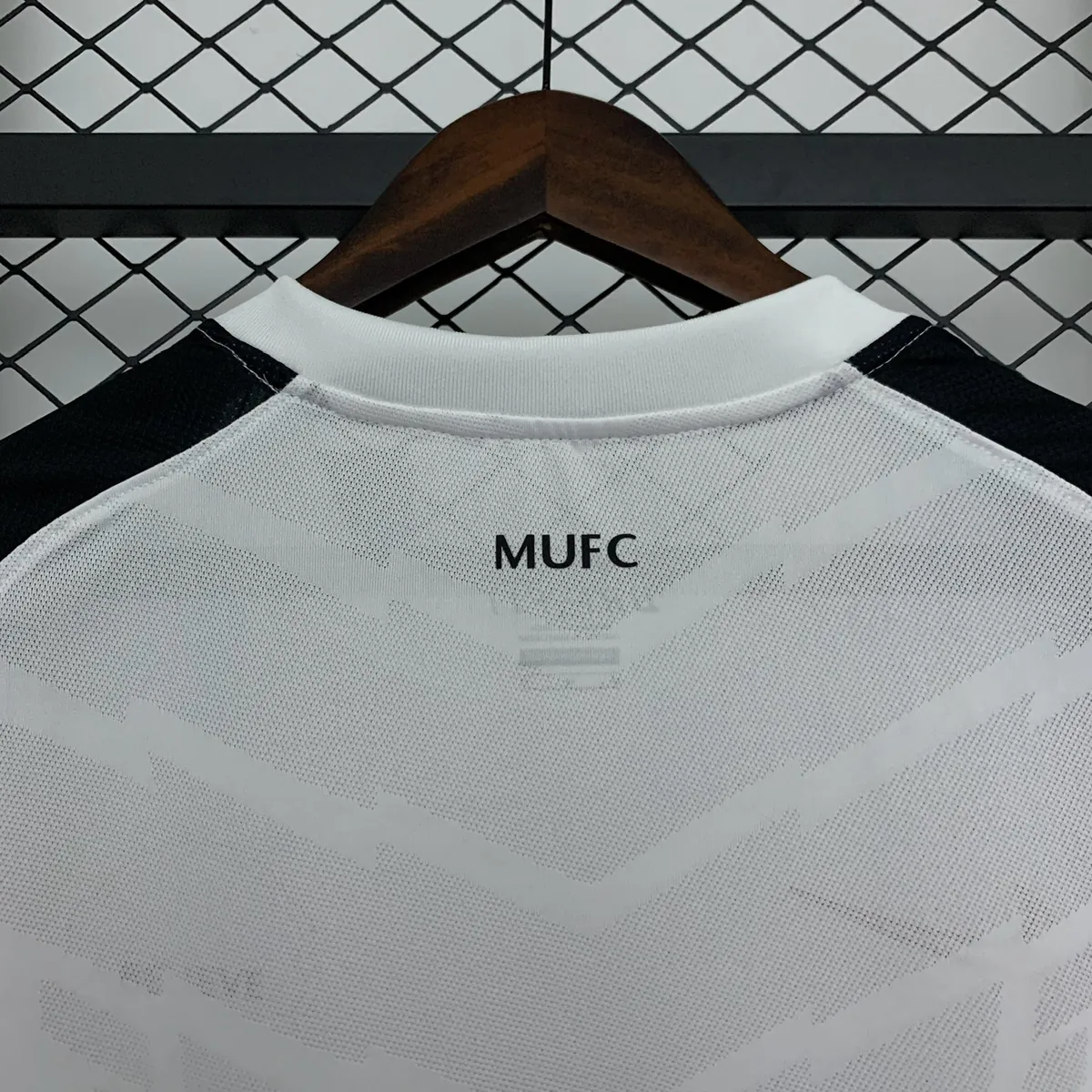 10-11 Manchester United Away Retro Kit Vintage Shirt AAAAJersey Supply Yupoo 10