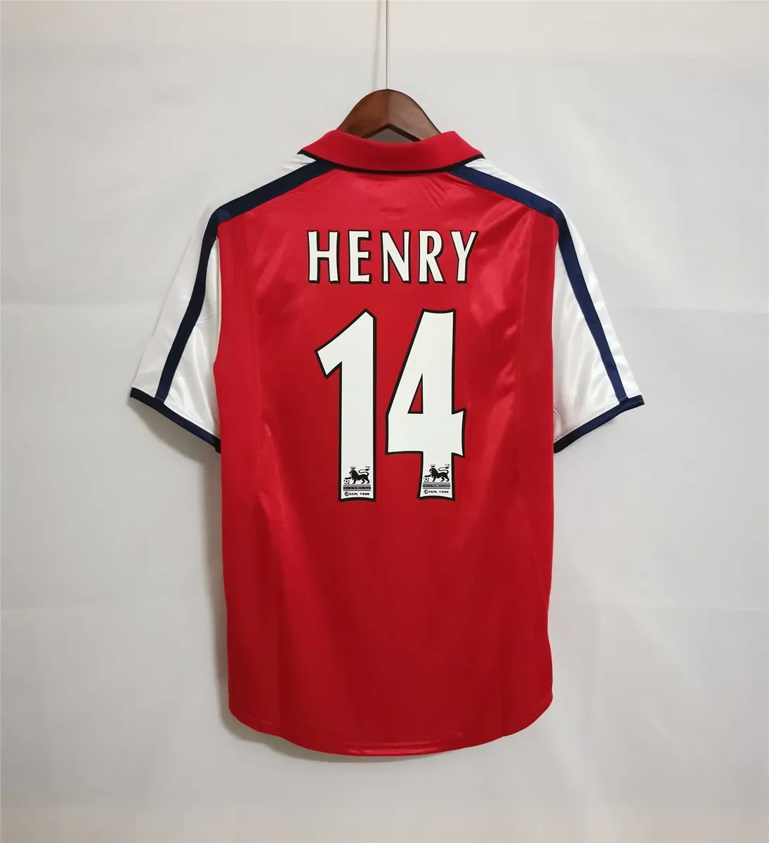 00-01 Arsenal home red 6