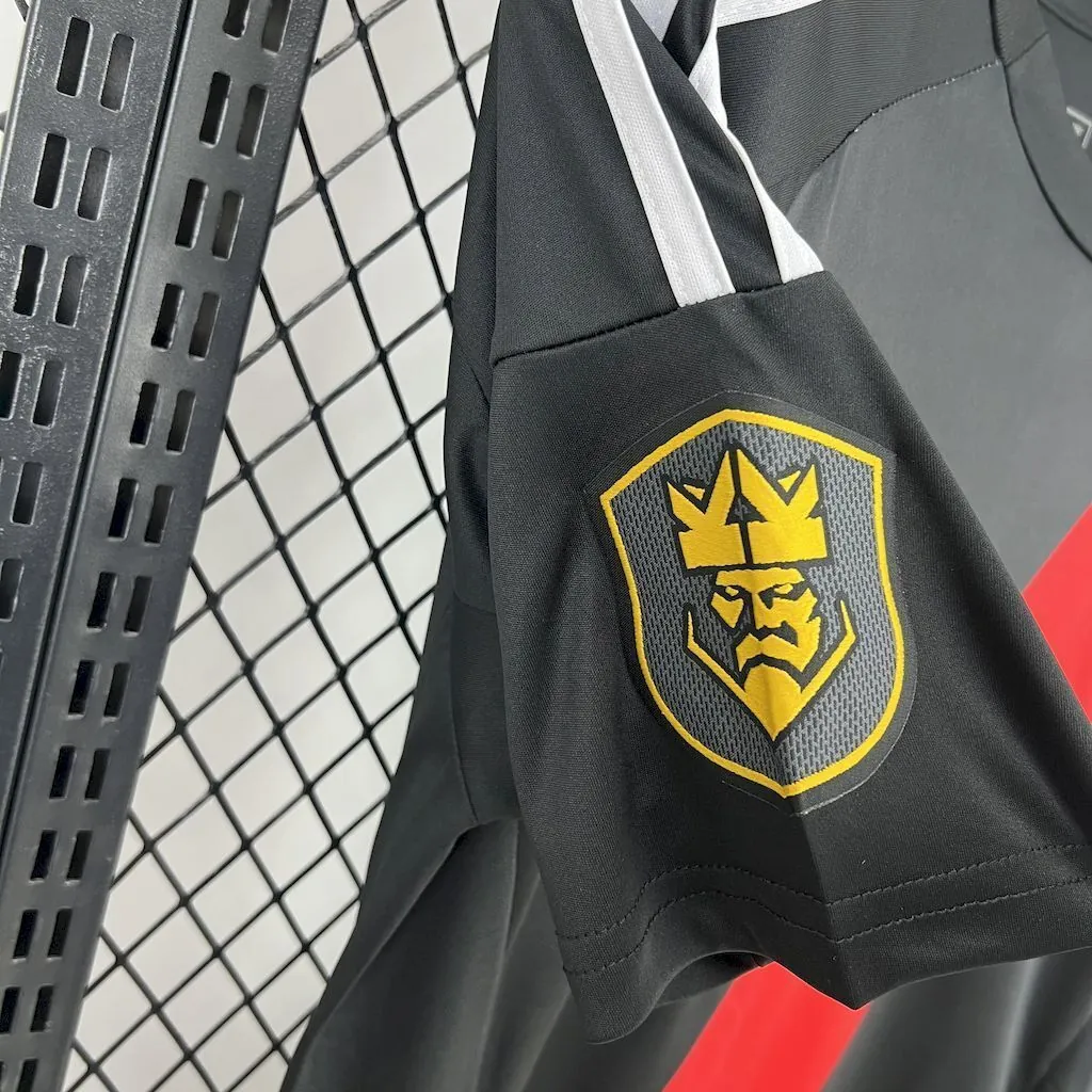 25-26 Persas Home Shirt Soccer Uniform AAAAJersey Wholesale Yupoo 1