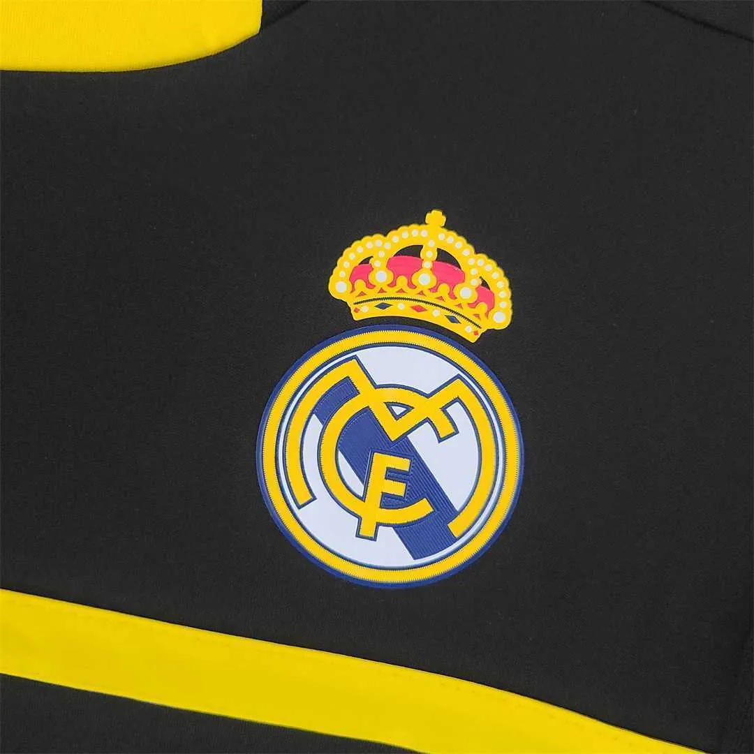 11-12 Real Madrid goalkeeper black 5