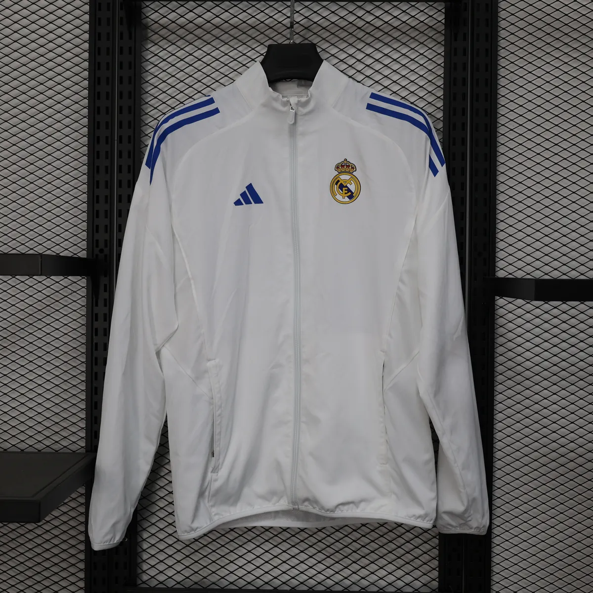 25-26 Real Madrid White Windbreaker Jacket AAAAJersey Supply Yupoo 6