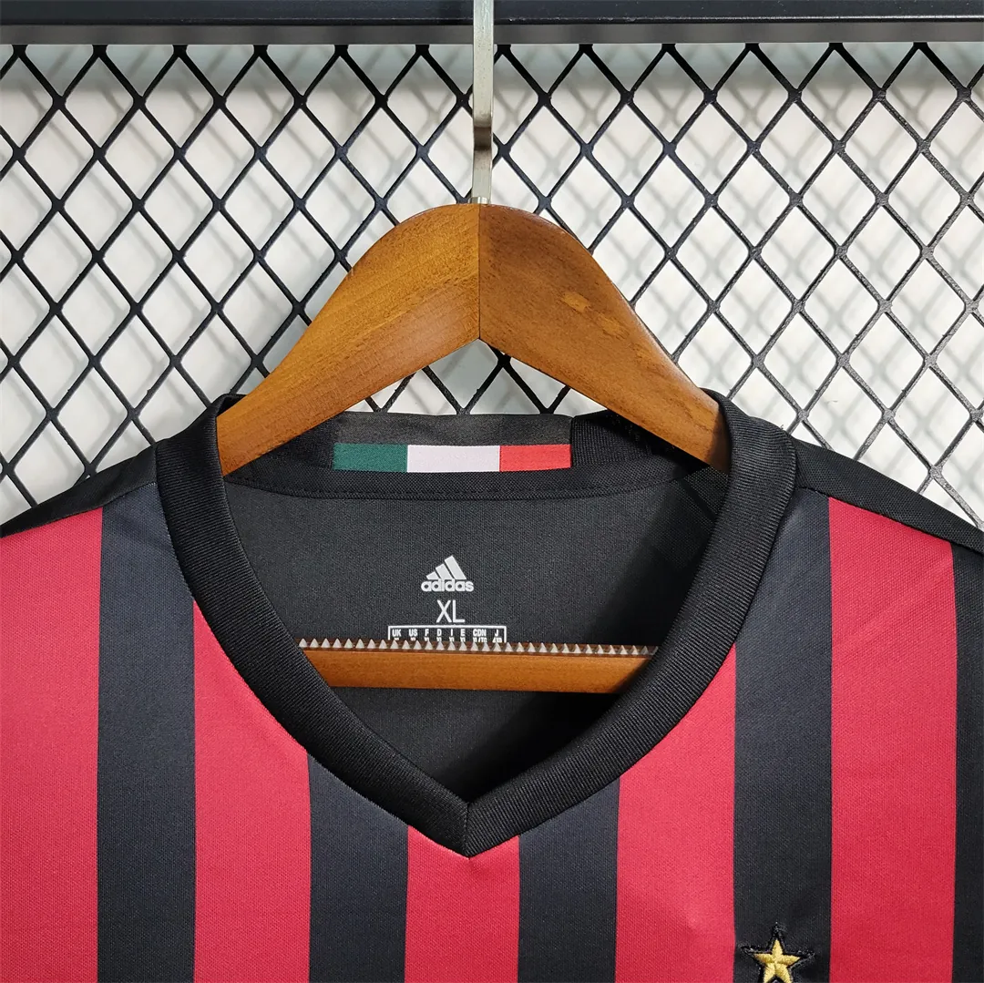 16-17 AC Milan home 1