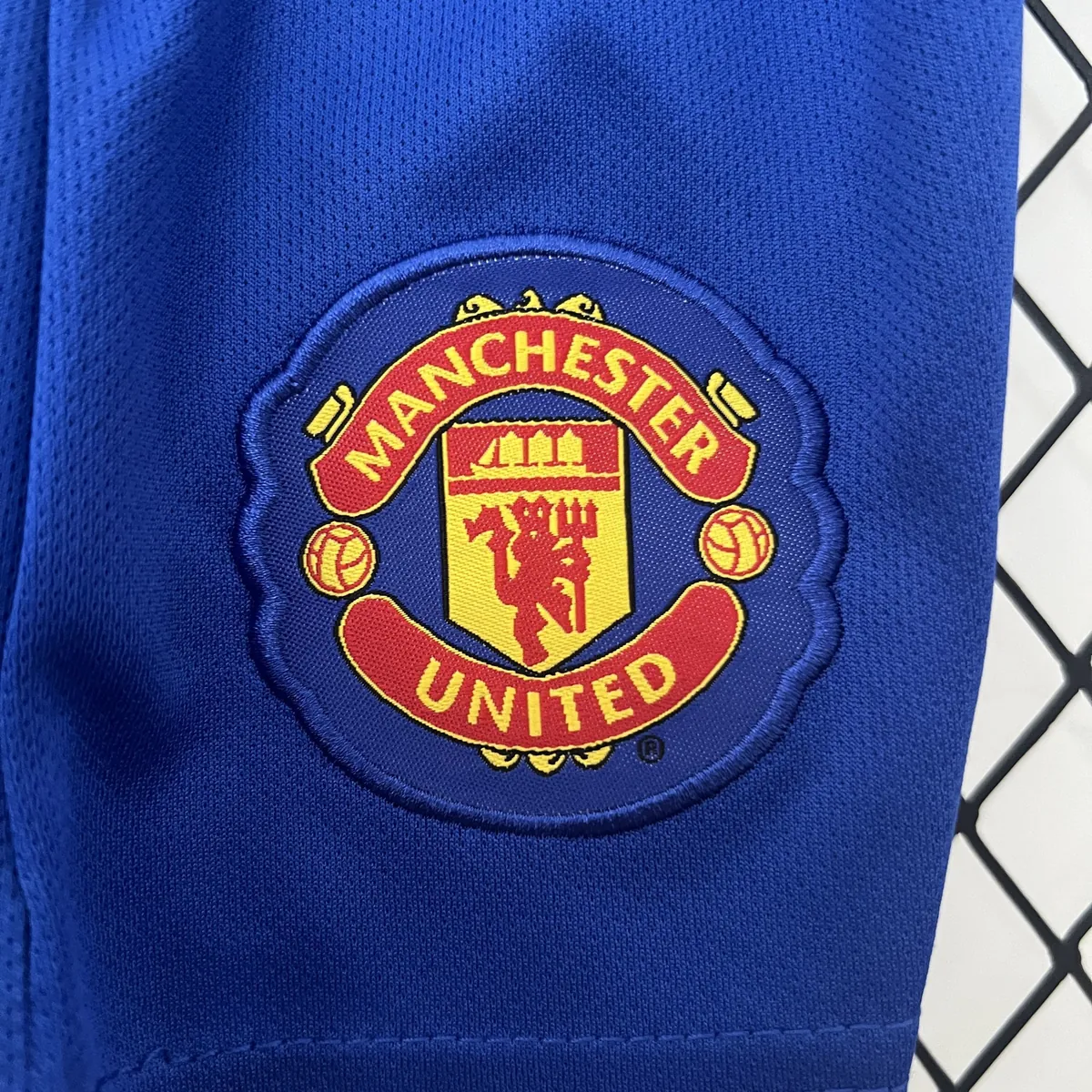 08-09 Manchester United Third Retro Kid Kits Children Sets Jerseys Supllier Yupoo 4