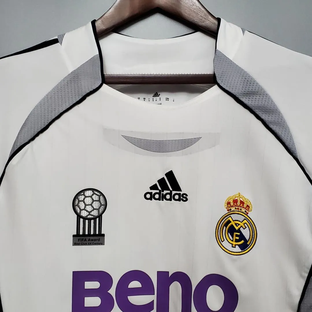 06-07 Real Madrid home long sleeve 4