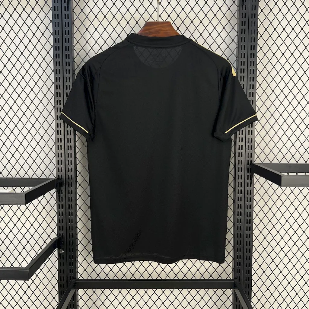 25-26 Liverpool Black Gold Edition Shirt Football Apparel AAAAJersey Wholesale Yupoo 4