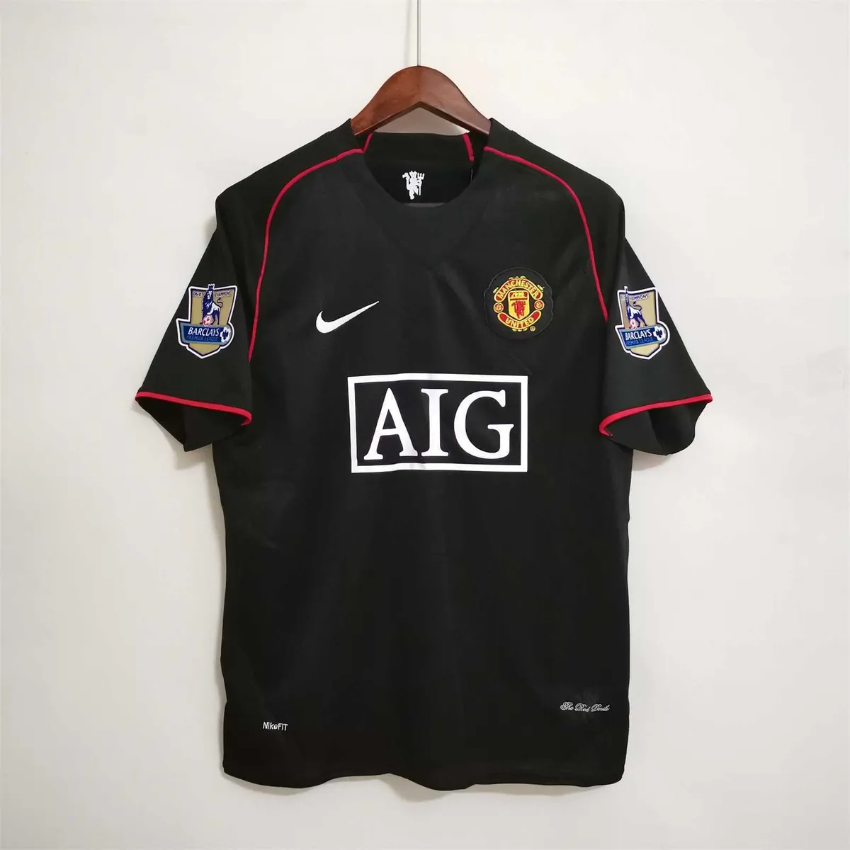 07-08 Manchester United away 13