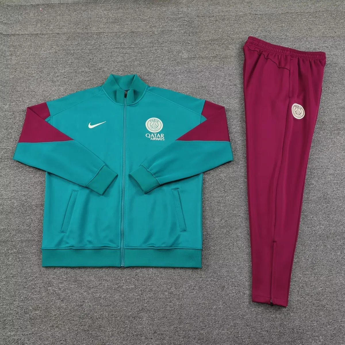 24-25 PSG Jackets Football Shirts 1