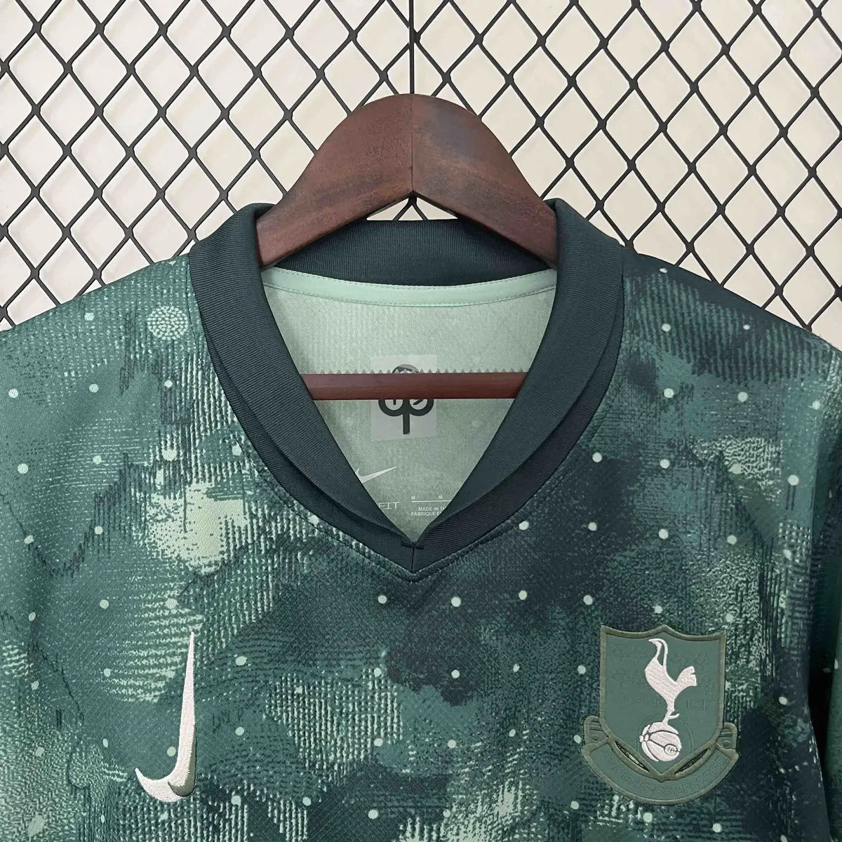 24-25 Tottenham Hotspur Third Kit Soccer Uniforms Soccer AAAAJersey Yupoo 4