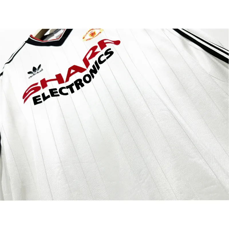 82-83 Manchester United away white long sleeve retro jersey 1