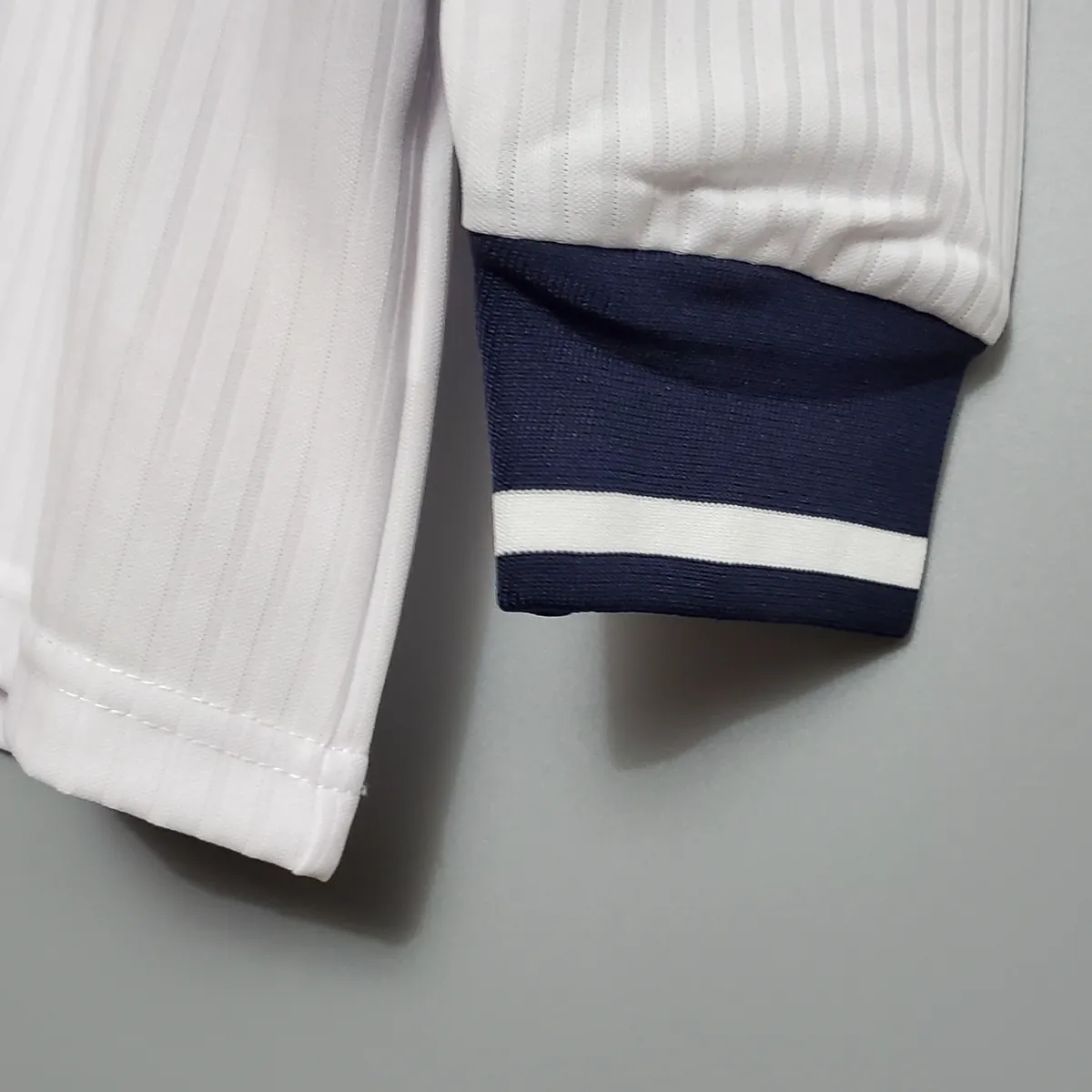 1998 England home long sleeve 8