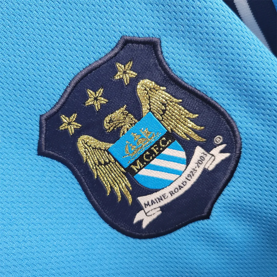 01-02 Manchester City home 4