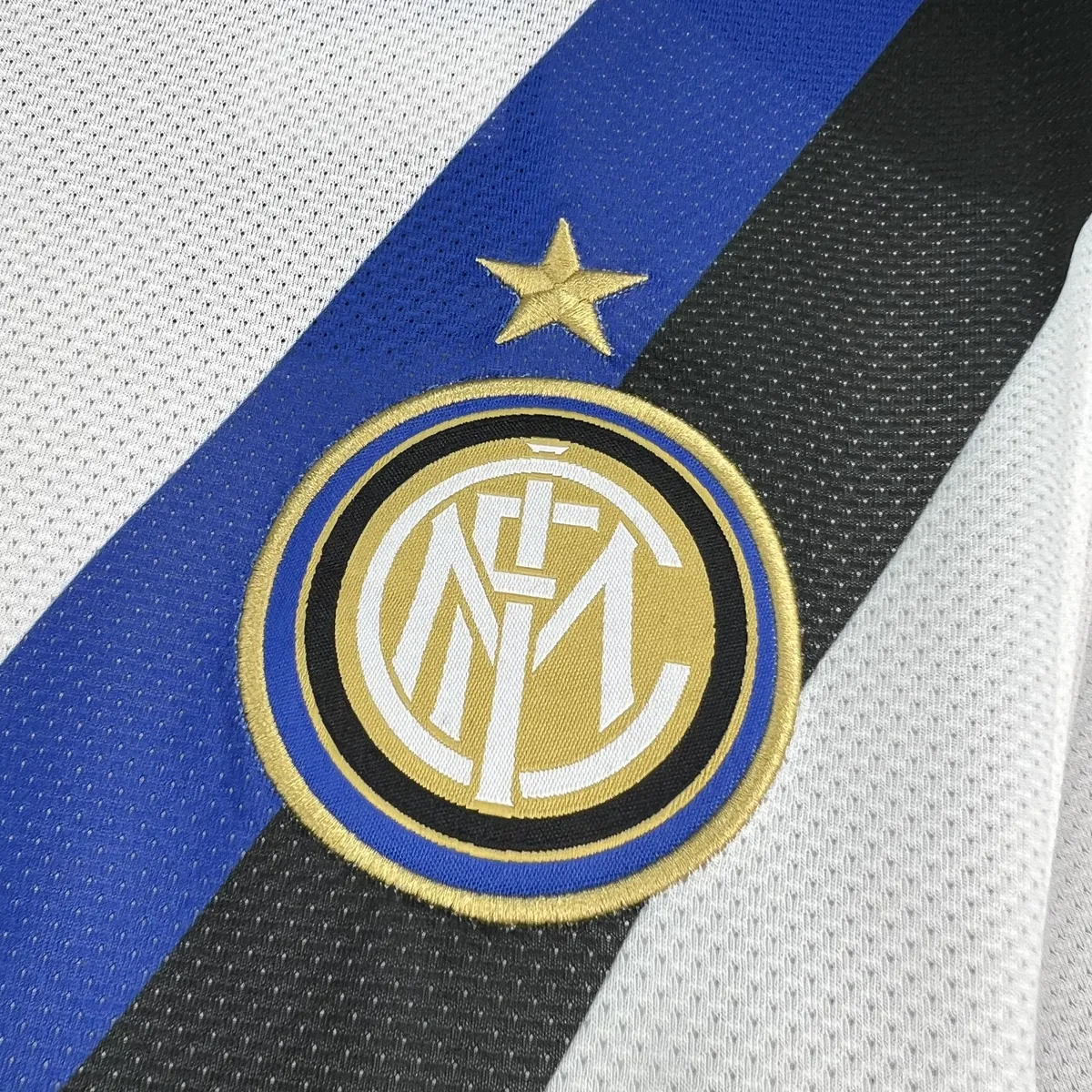 11-12 Inter Milan Mens Away Football Retro Kit Vintage T-Shirt AAAAJersey Wholesale Yupoo 9 6