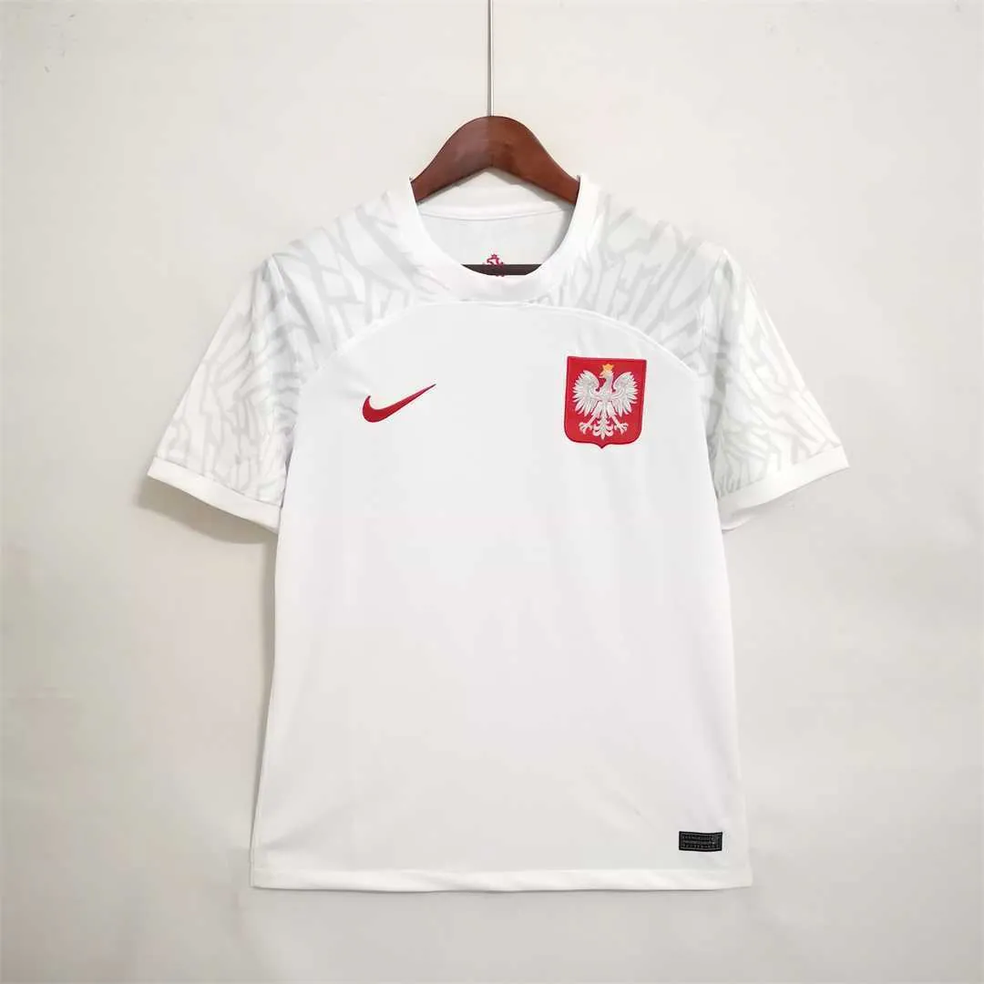 2022 Poland home 8