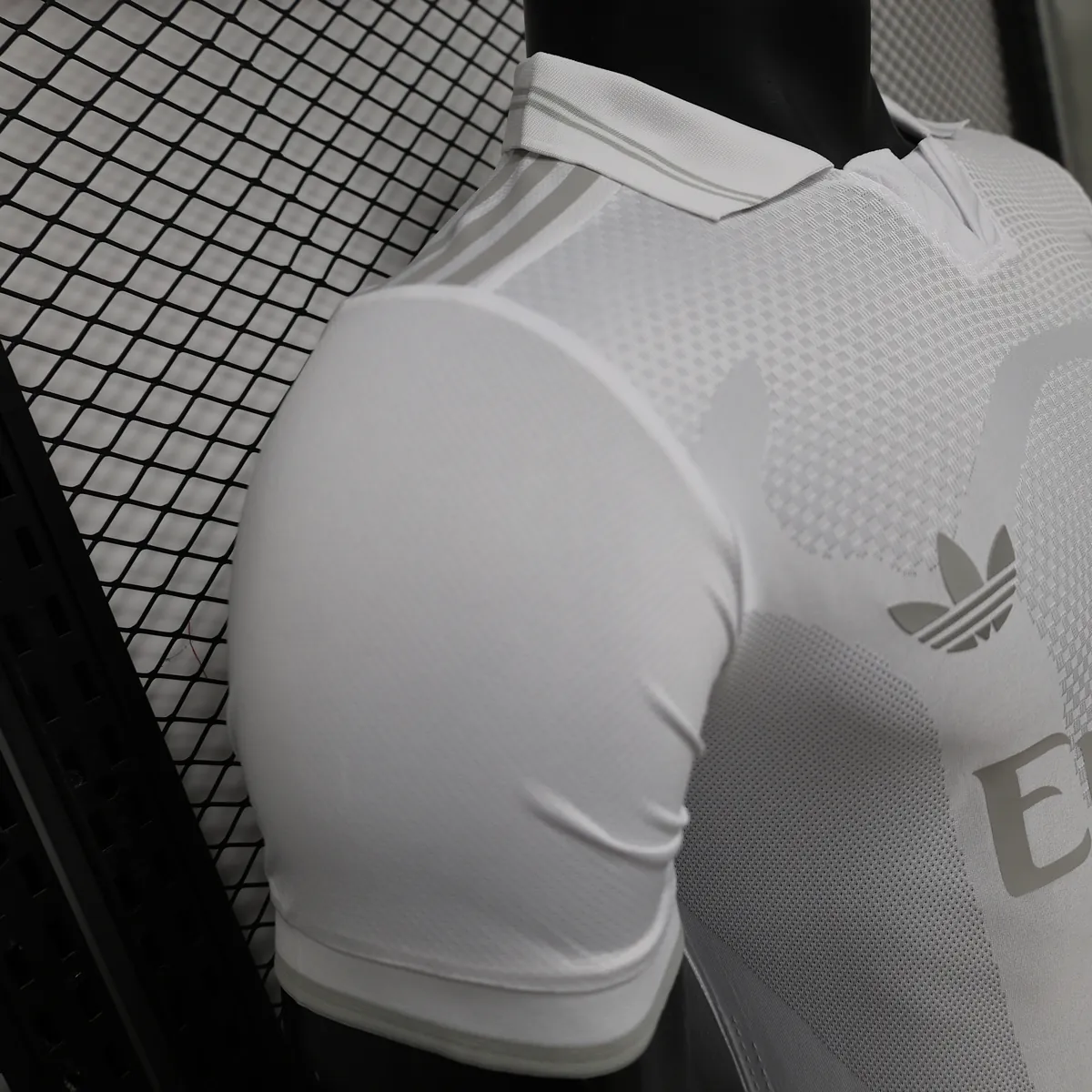 26-27 Real Madrid Mens 125th Anniversary Edition Football T-Shirt AAAAJersey Wholesale Yupoo 3