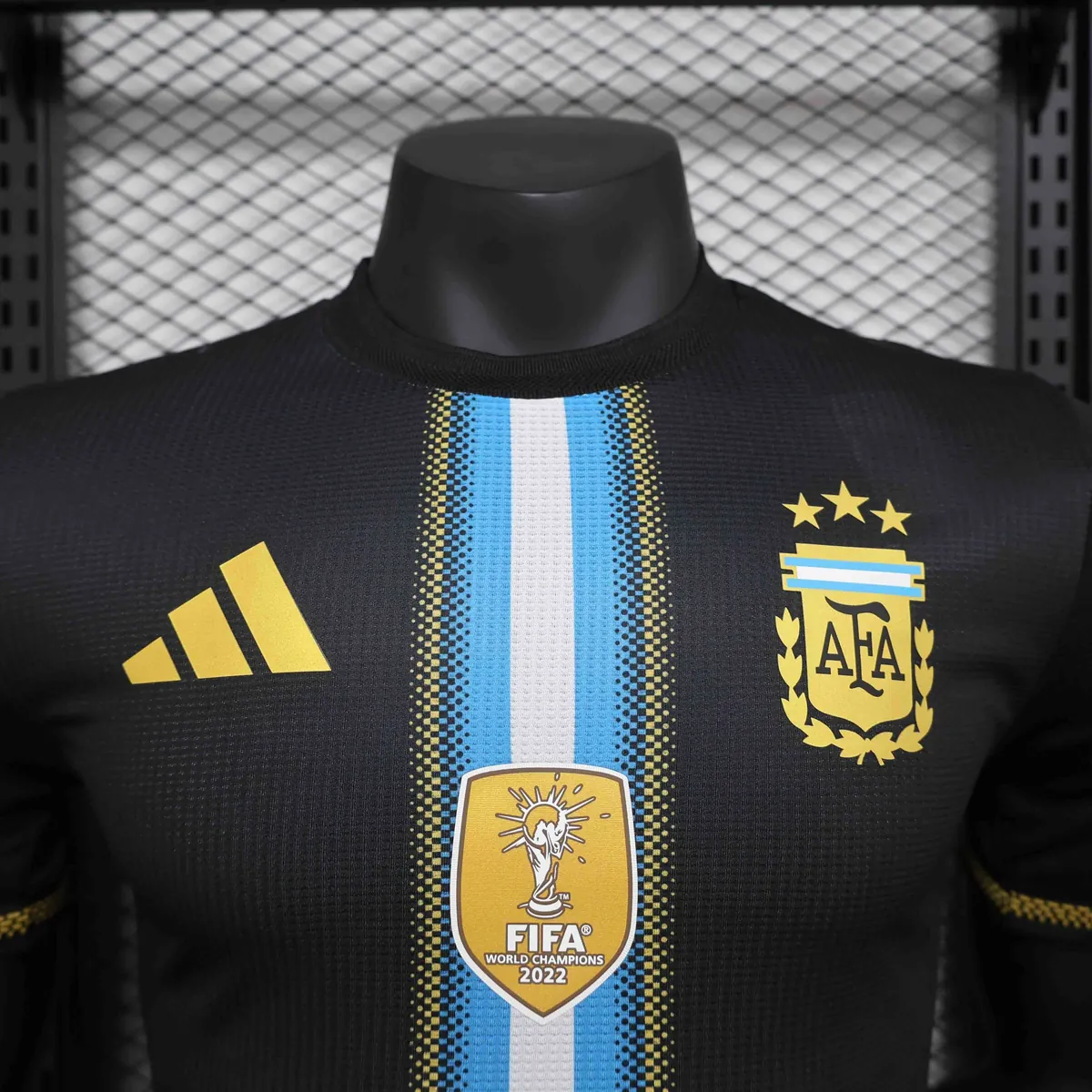 2024 Argentina Golden Bisht Special Edition Player Version Shirt AAAAJersey Supplier Yupoo 1