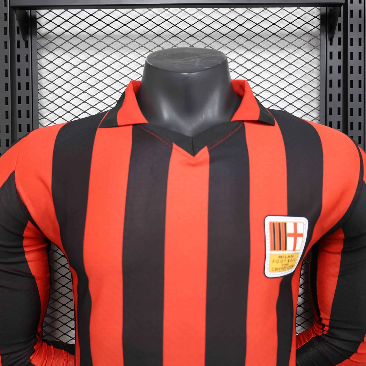 24-25 AC Milan 150th Anniversary Edition Red Long Sleeve Player Version Shirt AAAAJersey Suppli 3