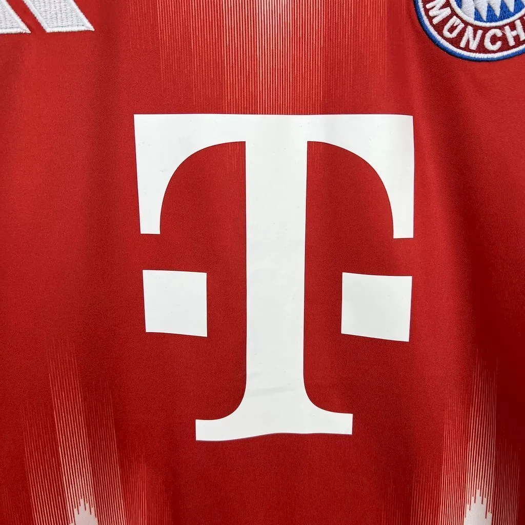 25-26 Bayern Home Kit Soccer T-Shirt AAAAJersey Wholesale Yupoo 4