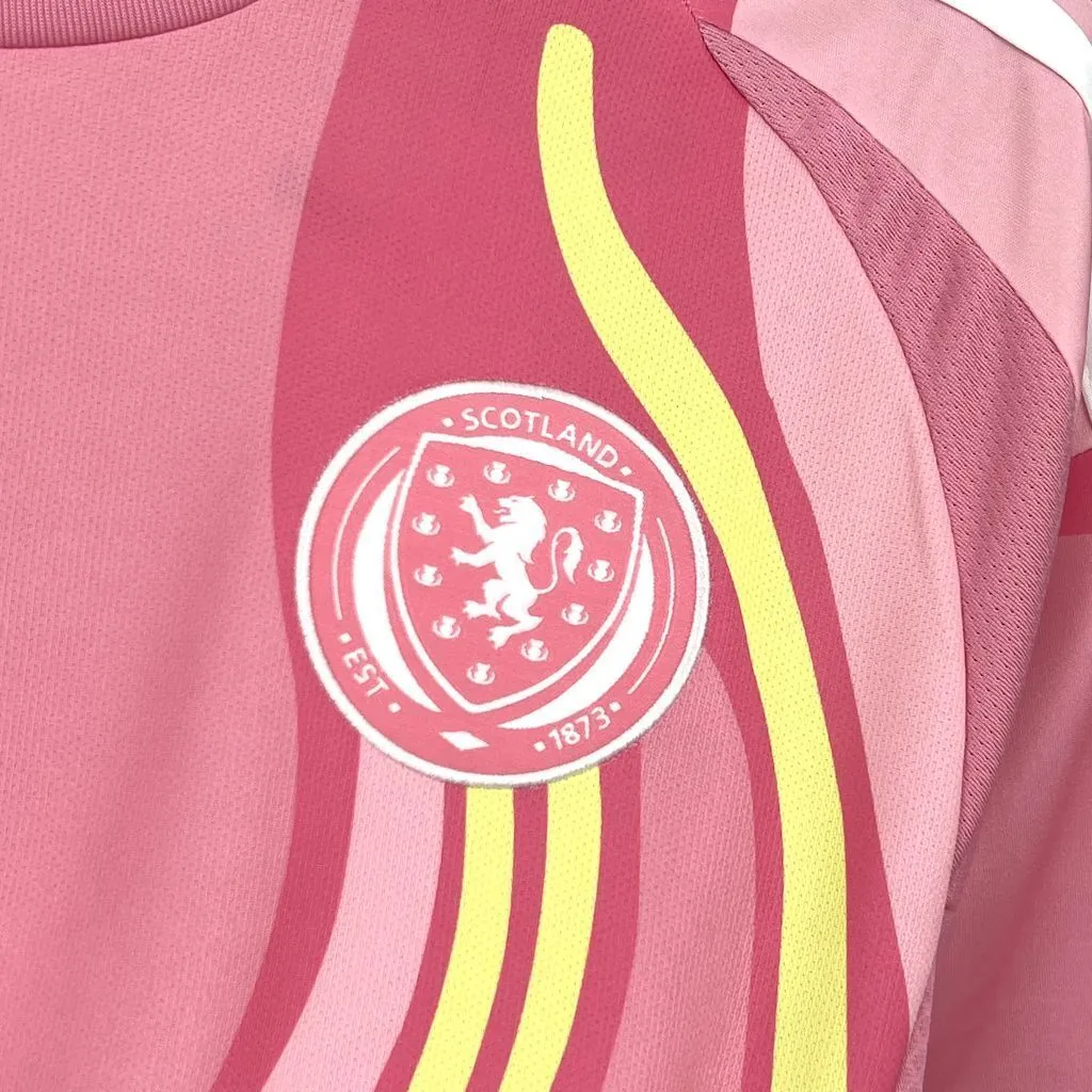 2025 Scotland Away Pink Kit UEFA Euro Football ete Sport T-Shirt AAAAJerseys Supplier Yupoo 3