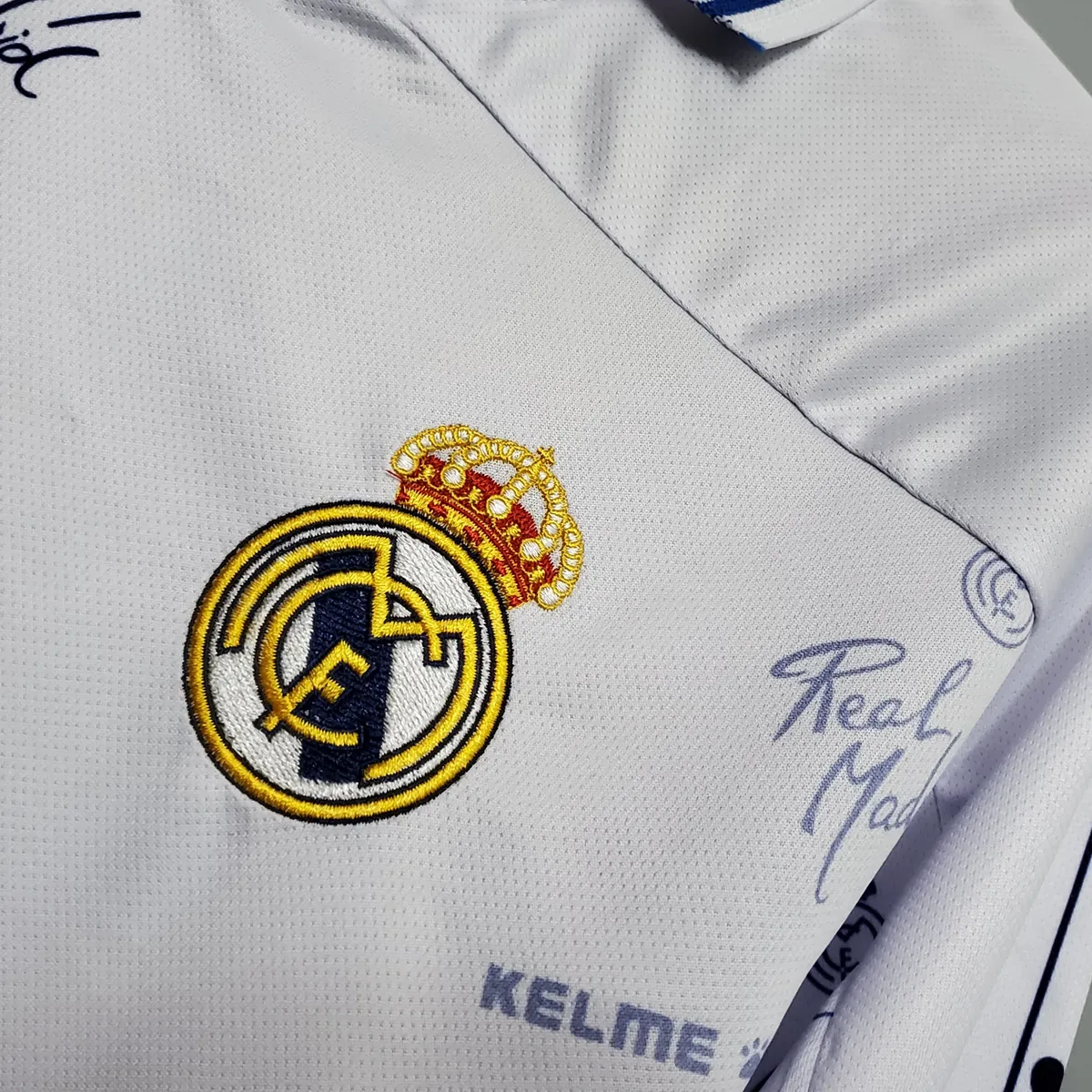 94-96 Real Madrid home 3