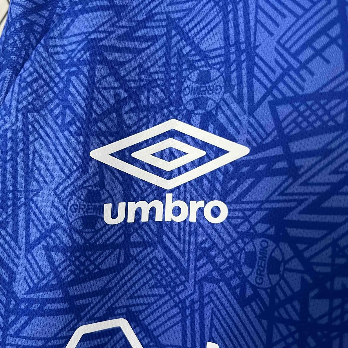 24-25 Gremio Goalkeeper Blue Kit Football Replicas Yupoo 2