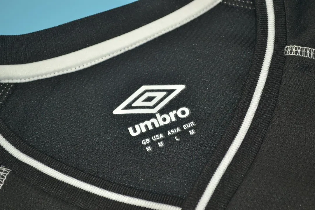 00-02 Manchester United away black long sleeve 1