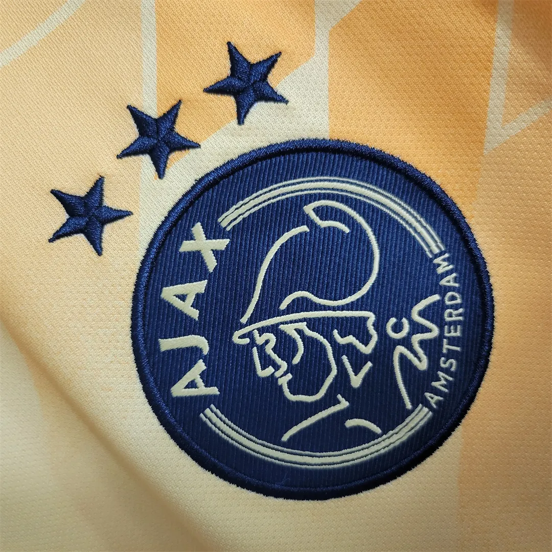 23-24 Ajax away 3