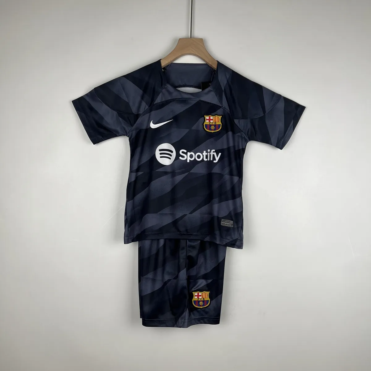 23-24 Kids Goalkeeper Barcelona Black Size 16-28 10