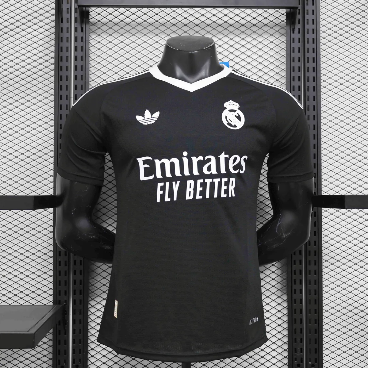 24-25 Real Madrid Black GoalKeeper Kit Player Version Shirt Soccer AAAAJersey Yupoo 7