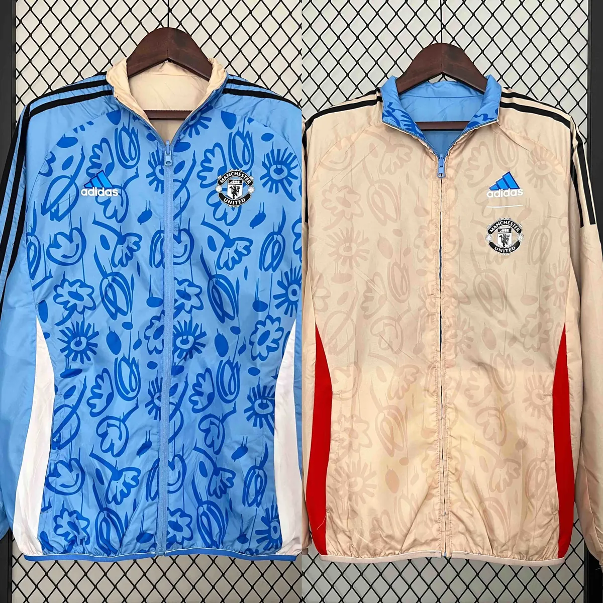 2024 Manchester United Blue&Beige Trench Coat Reversible Windbreaker Jacket Soccer AAAAJersey Y 7