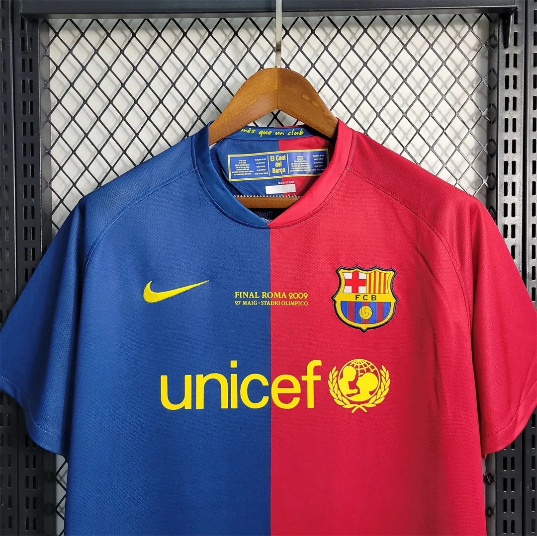 08-09 Barcelona home 4