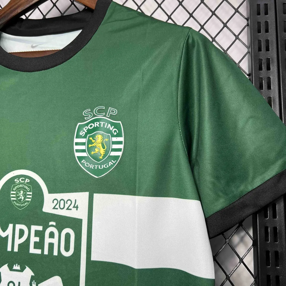 23-24 Sporting Lisbon Champion Kit Special Edition Soccer Uniform AAAAJersey Wholesale Yupoo 2