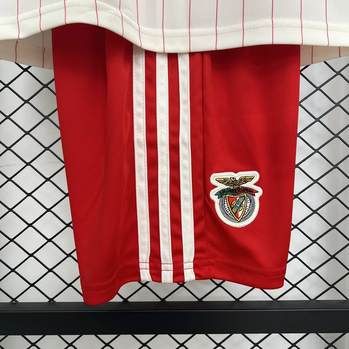 25-26 Kids Benfica Casual Retro Style Football Kits Apparels AAAAJersey Wholesale Yupoo 3