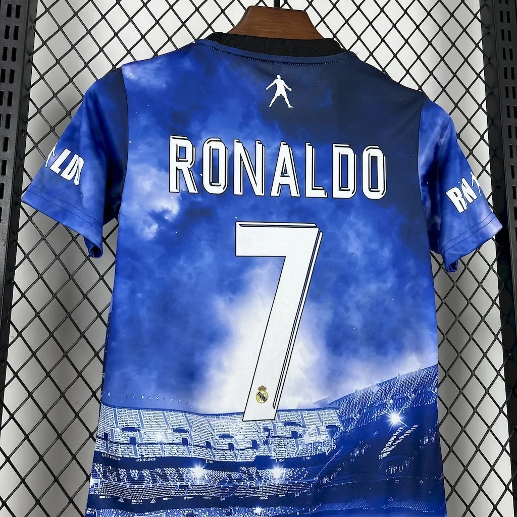 25-26 Cristiano Ronaldo Real Madrid Kid Kits Youth Apparels Soccer AAAAJersey Yupoo 6